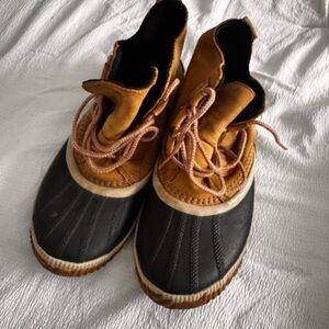 Brown & Blue sorel Duck Boots with Lace-Up Front